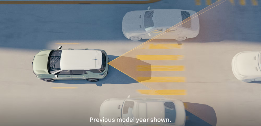 Overhead view of a Chevrolet Equinox with a highlighted rear camera view behind it