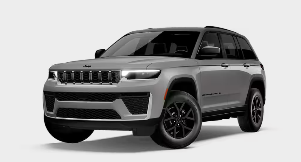 Silver 2027 Jeep Grand Cherokee Laredo Altitude 4x2